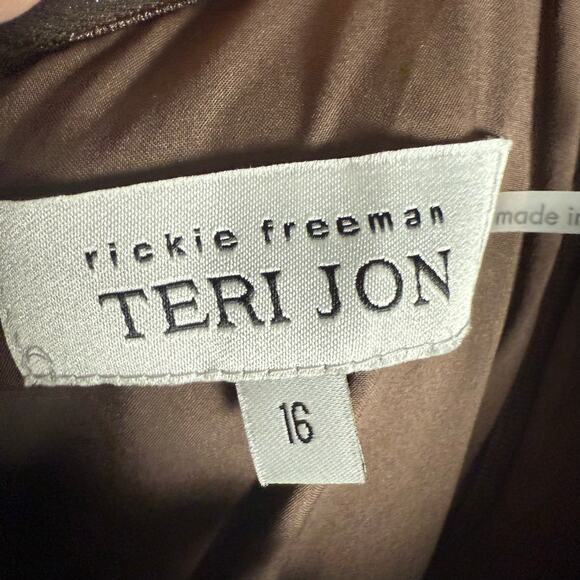 Rickie Freeman Teri Jon Bronze One Shoulder Jacquard Peplum Formal Gown 16 - Picture 12 of 13